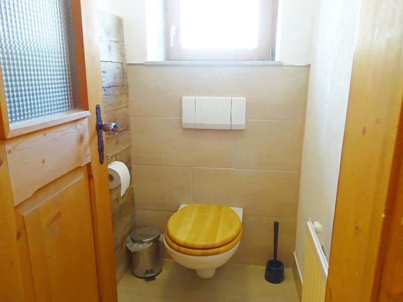 Abergova toaleta, Haus Schneeberg